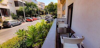 Rupin Nacre in Tel Aviv-yafo