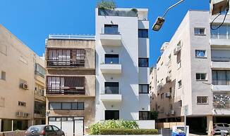 Rupin Nacre in Tel Aviv-yafo