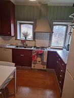 Exclusive 3- Bed Regal Apartment!