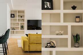 Spectacular 3BR Apartment in Pangrati