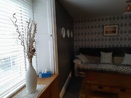 Charming Eyemouth 1-bed Apt, Sleeps 2 Near Beach