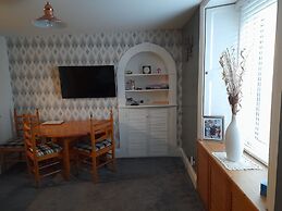 Charming Eyemouth 1-bed Apt, Sleeps 2 Near Beach