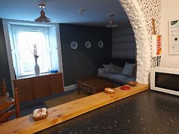 Charming Eyemouth 1-bed Apt, Sleeps 2 Near Beach