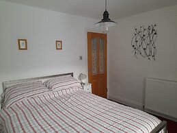 Charming Eyemouth 1-bed Apt, Sleeps 2 Near Beach