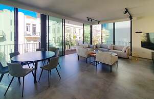 Yavne Brillant in Tel Aviv-yafo