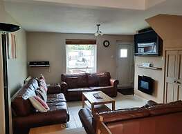 Charming Two Bed Cottage Glan Gwna Holiday Park