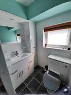 Charming Two Bed Cottage Glan Gwna Holiday Park