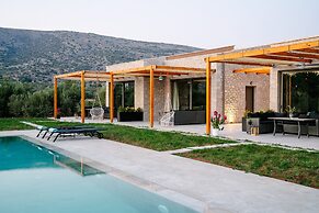 Irissa Suites