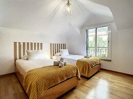 Desert Island Apartment