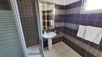 Apartment 11 Sleeps 4 Guests