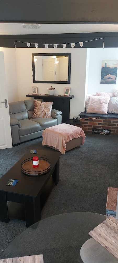 Cosy Cottage, a Spacious Home in Torquay