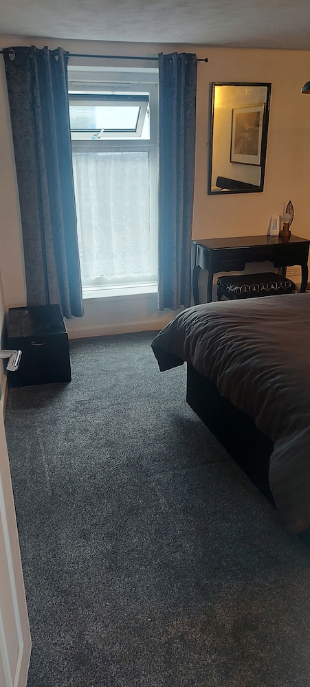 Cosy Cottage, a Spacious Home in Torquay