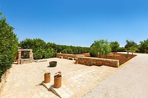 2474 Villa Vanda