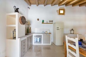2474 Villa Vanda
