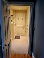 Captivating 2-bed Apartment in Winchester