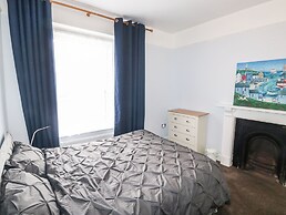 11 Magdalene Road