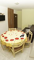 Inviting Apartment 7 Sleeps 4 Guests