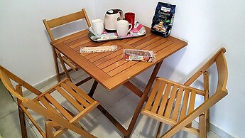 Inviting Apartment 7 Sleeps 4 Guests