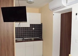 Inviting Apartment 7 Sleeps 4 Guests