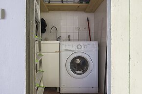 Oltrarno Modern Apartment in Florence