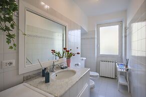 Sanzanobi Suite