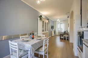 Sanzanobi Suite