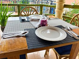 Rwizi Arch Hotel