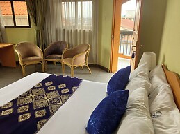 Rwizi Arch Hotel