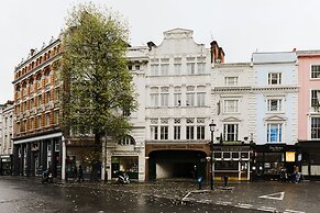 Trafalgar Square by Excel Apartments