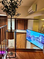 Luxury City Center Loft 2022