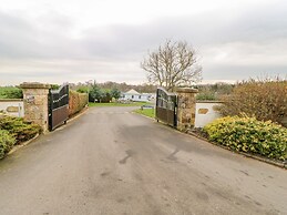 46 Willowburn