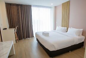 HOTEL AGNES