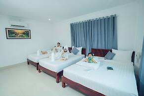 White Corner Hotel