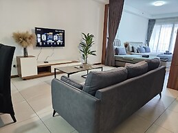 The Landmark by The Only Bnb