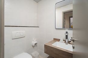 Nasma Luxury Stays - Marina Pinnacle