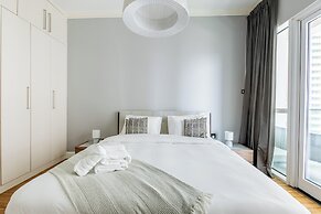 Nasma Luxury Stays - Marina Pinnacle