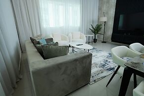 Nasma Luxury Stays - Marina Pinnacle