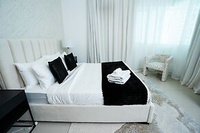 Nasma Luxury Stays - Marina Pinnacle