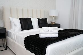 Nasma Luxury Stays - Marina Pinnacle
