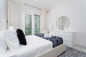 Nasma Luxury Stays - Marina Pinnacle