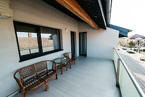 EVRA APARTMENTS