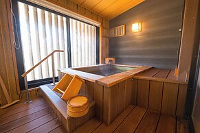 Nikko Garden Hotel