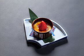 Nikko Garden Hotel