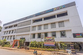 KJSP SEASONS HOTEL