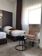 HOTEL COLOMBE