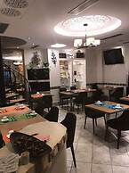 HOTEL COLOMBE