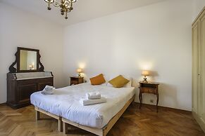 Florence Apartment