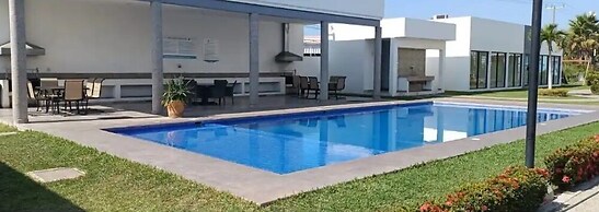 CONDOS AA