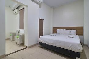 Aranis Hotel