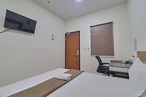 Aranis Hotel